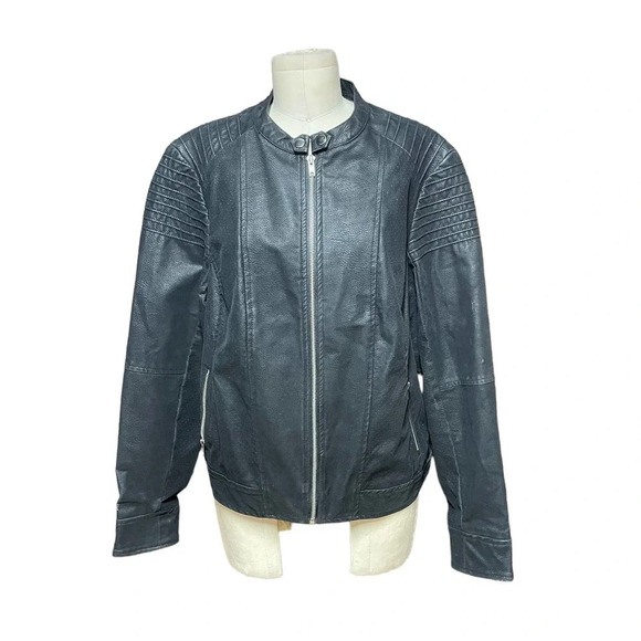 Torrid Coated‎ Faux Leather Biker Jacket Black Plus Size 2X - Picture 2 of 13